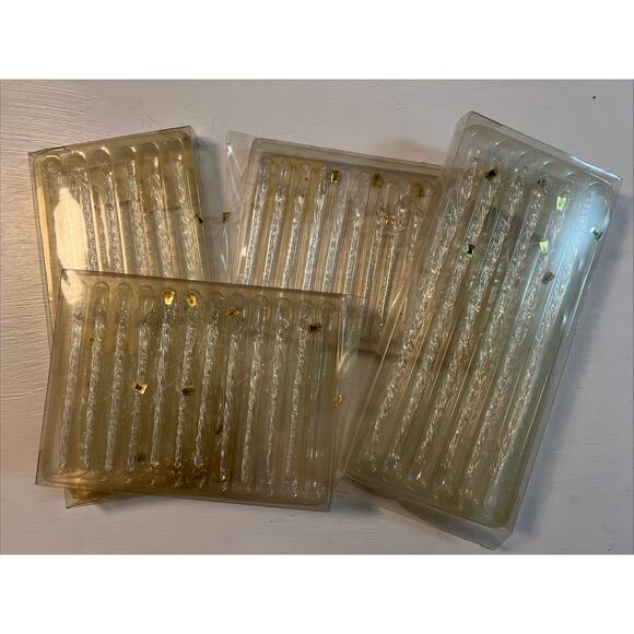 Lot Vtg Set 35 Plastic Acrylic Icicles Clear Christmas Ornaments Bloomingdale’s - Picture 4 of 13